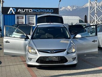 HYUNDAI I30 , 115000 KM, komplet servise, servisna historia