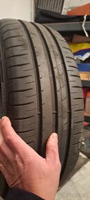 Goodyear - Efficient Grip Performance 2 195/55 R16 91V - 1