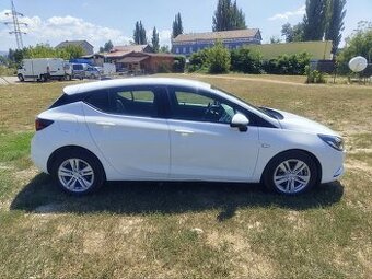 Opel Astra K 2017 1.6 cdti - 1