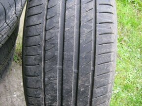 225/55R17-letne