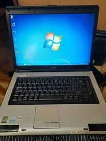 Toshiba L40