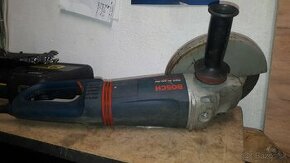 BOSCH PROFESIONAL  VELKA uhlova bruska