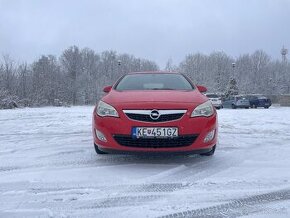 Predám Opel Astra J