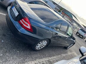 Mercedes C220