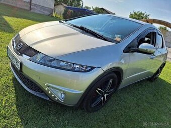 Honda Civic 1,8