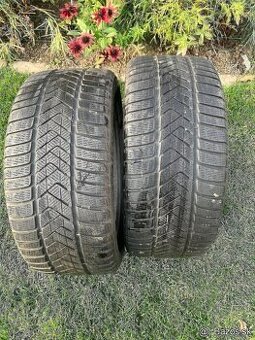 ))( Pirelli Sottozero 3 RSC 255/40 R18