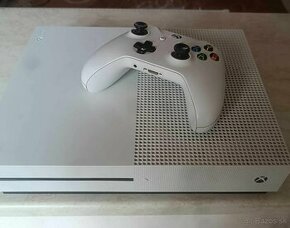 Predám XBOX ONE S 500GB