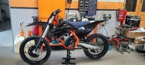 2022 KTM 350 SX-F za 4899 eur chcete ho ?