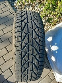 215/65 R16