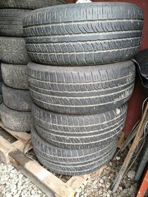 Pneu 235/50 R18