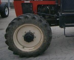 Kúpim Zetor 4x4