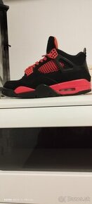 Jordan 4 Red thunder