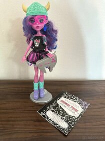 Kjersti Trollson monster high babika