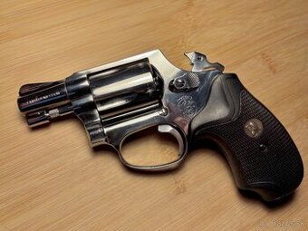 Smith & Wesson Model 60, .38 Special