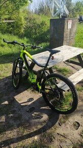 ELEKTROBICYKEL 900Wh 22" - 1