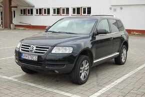 Volkswagen Touareg - 1