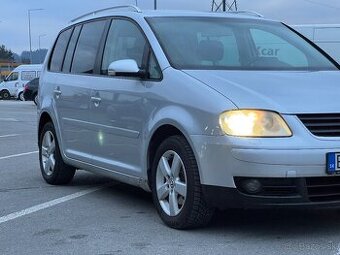 VW Touran 2006 2.0tdi 103kW DSG6 xenon