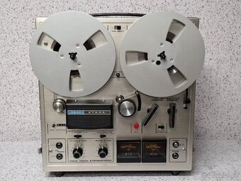 AKAI 1722L / REEL TO REEL RECORDER / FOUR TRACK STEREOPHONIC