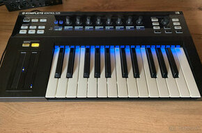 Komplete Kontrol S25 - 1