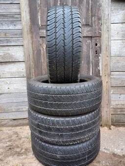 Predám 4 jazdené letné pneumatiky Dunlop Econo 225/55 R17C