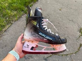 Bauer Vapor Hyperlite 2