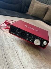 Scarlett focusrite 2i2 2nd gen - 1