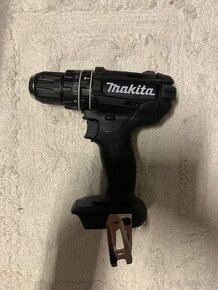 Makita aku vŕtačka s príklepom DHP 482-Black