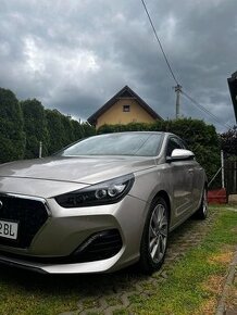 Hyundai i30 fastback 1.4 T-GDI