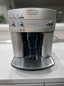 Delonghi Magnifica silver