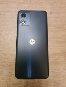 Motorola Moto e13