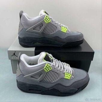 NIKE AIR JORDAN 4 SE 95 NEON