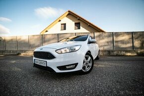 Ford Focus Kombi 1.5 TDCi Duratorq 120k ST Line PowerShift - 1