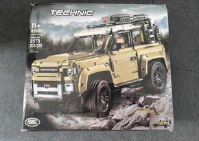 Lego Land Rover Defender