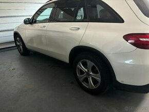 Mercedes glc