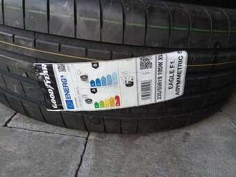 Predám 4x nové letne pneu 235 55 r19 goodyear