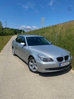 BMW E60 525xi