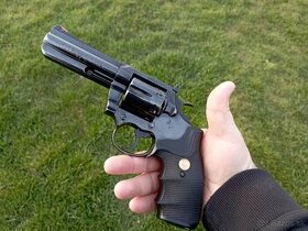 Originál Colt Cobra 357 magnum