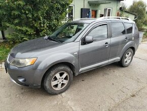 Mitsubishi Outlander 2.0 - 1