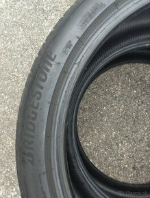 Bridgestone Alenza 001 245/40R21 100Y