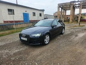 AUDI A4 - 1