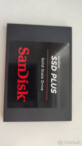 SanDisk SSD Plus - 120GB