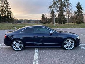 AUDI S5 V8 4.2 MANUAL