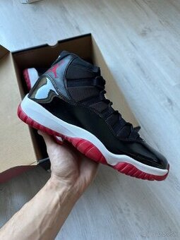 Nike Jordan 11 Playoff Bred