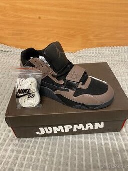 Predám Jordan Jumpman Jack TR Travis Scott “Dark Mocha”