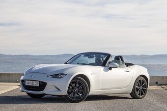 Mazda MX-5 Gand Touring - 1