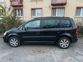 VW Touran 2.0TDI 103kw TOP STAV