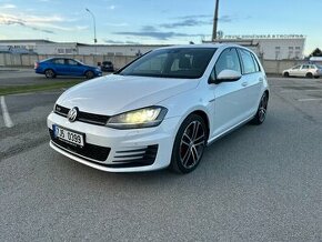 Volkswagen Golf VII GTD 2.0 TDI DSG