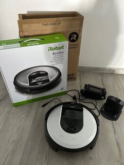 iRobot Roomba i7