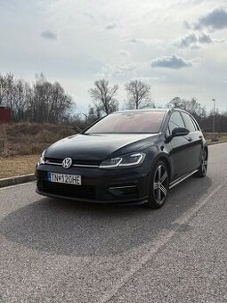 VW Golf 1,5 tsi R-line, automat, virtual, webasto, dynaudio - 1