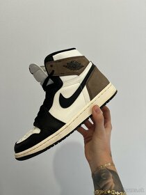 Air Jordan 1 High Dark Mocha - 1